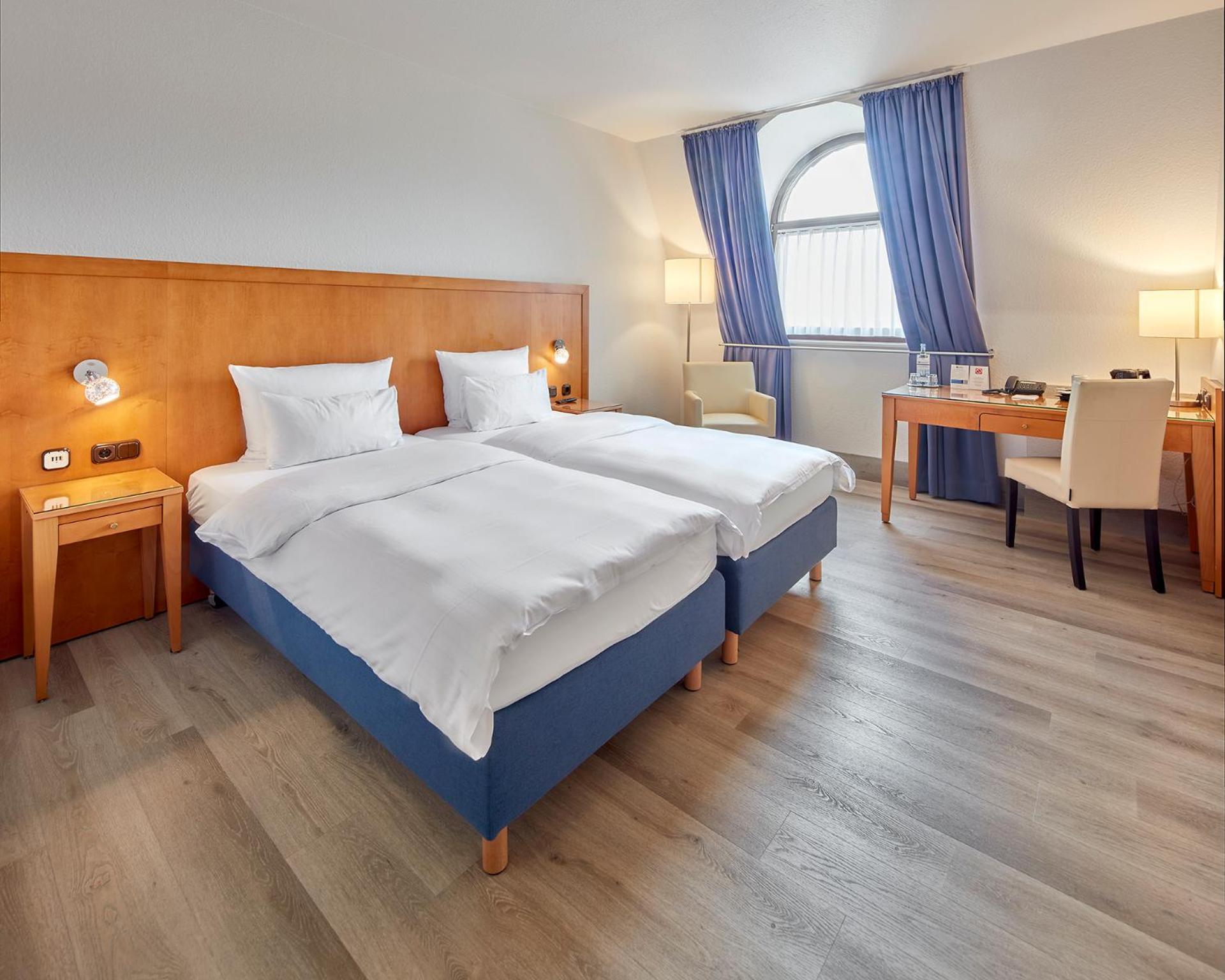Hotel Western