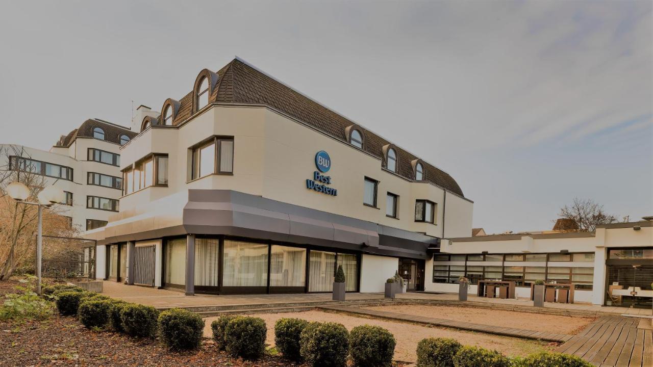 Western Hotel 4*
